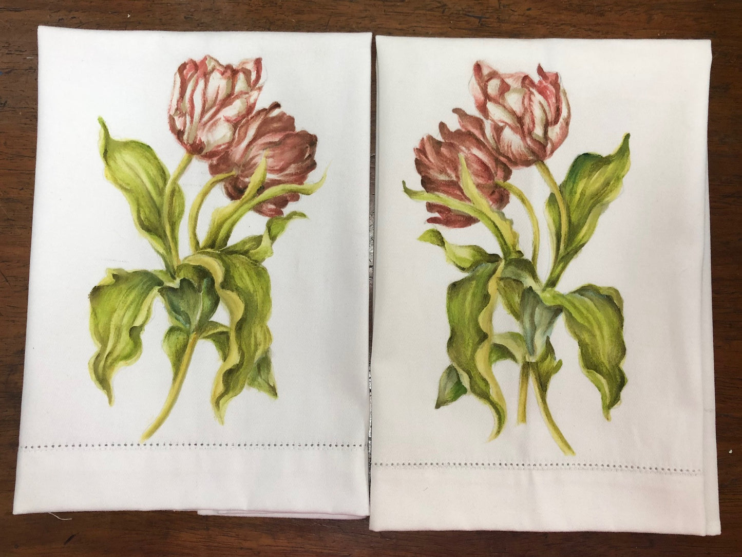 Red Tulips Hand Towels Set of 2